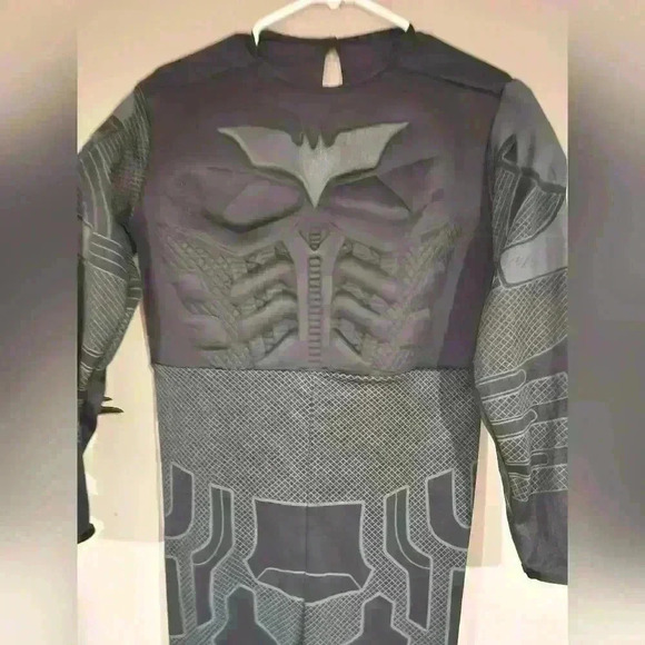 The dark knight Batman costume kids size large may fit XL - Picture 2 of 4
